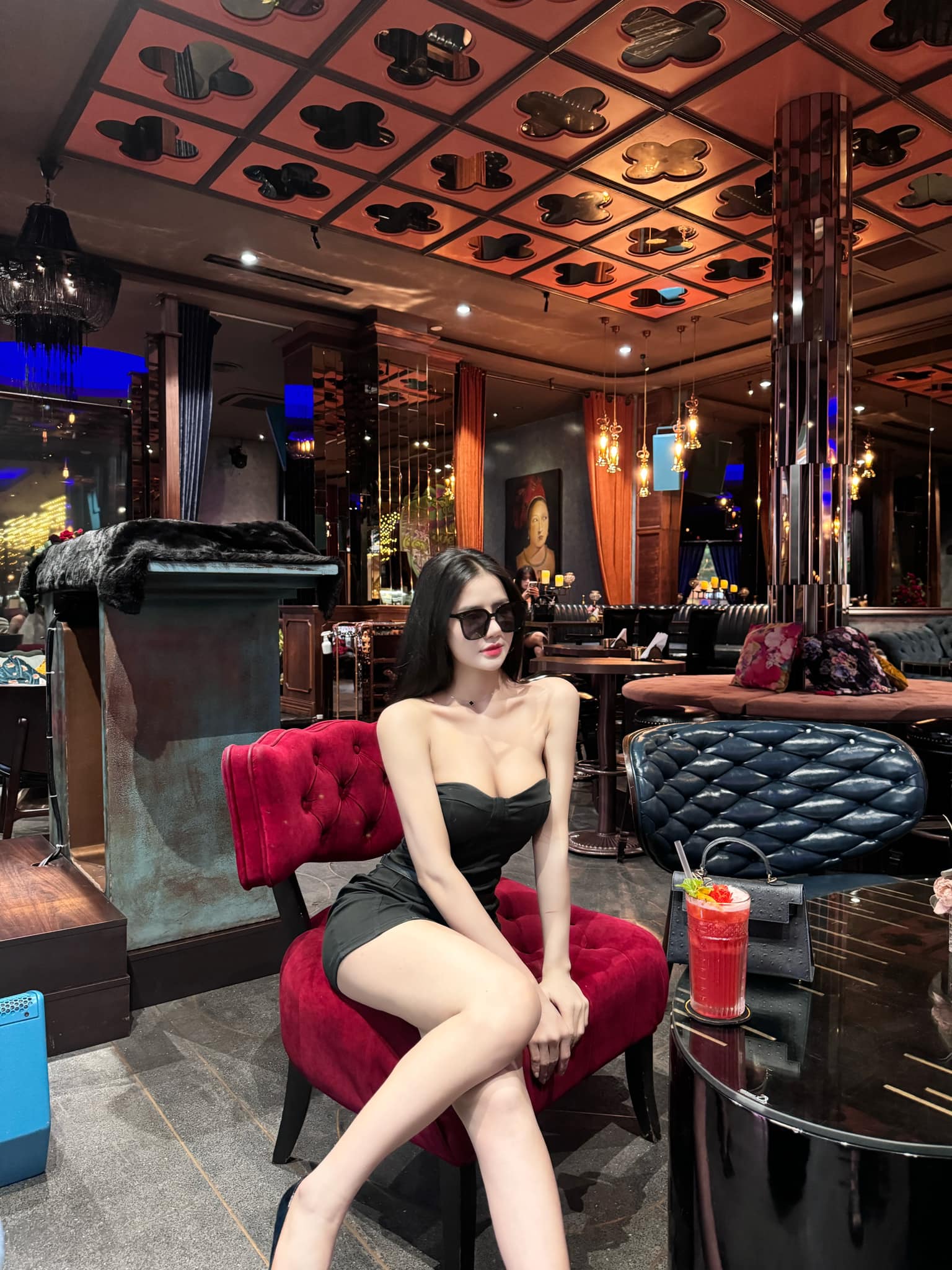 时光旅人 - 科幻爱情剧